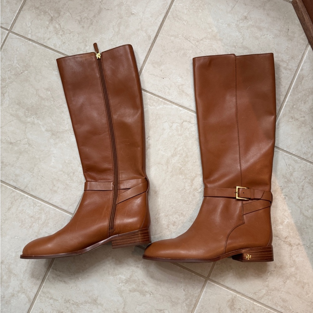 Tory Burch Tan Leather Ankle Boots - Picture 4 of 7